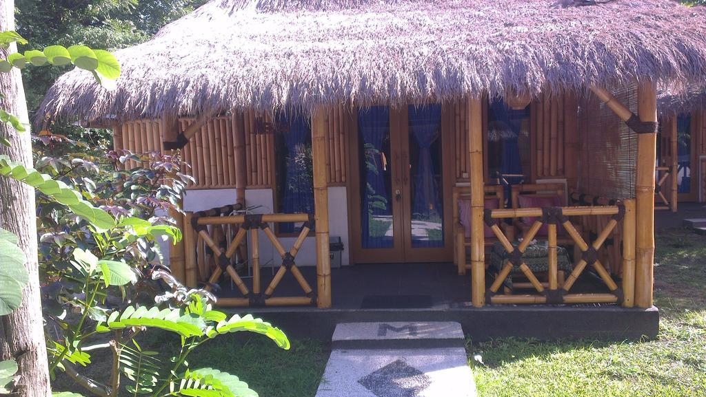 Tua Tua Keladi Bungalows Gili Air Exterior foto